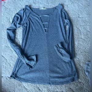 Women’s long sleeve